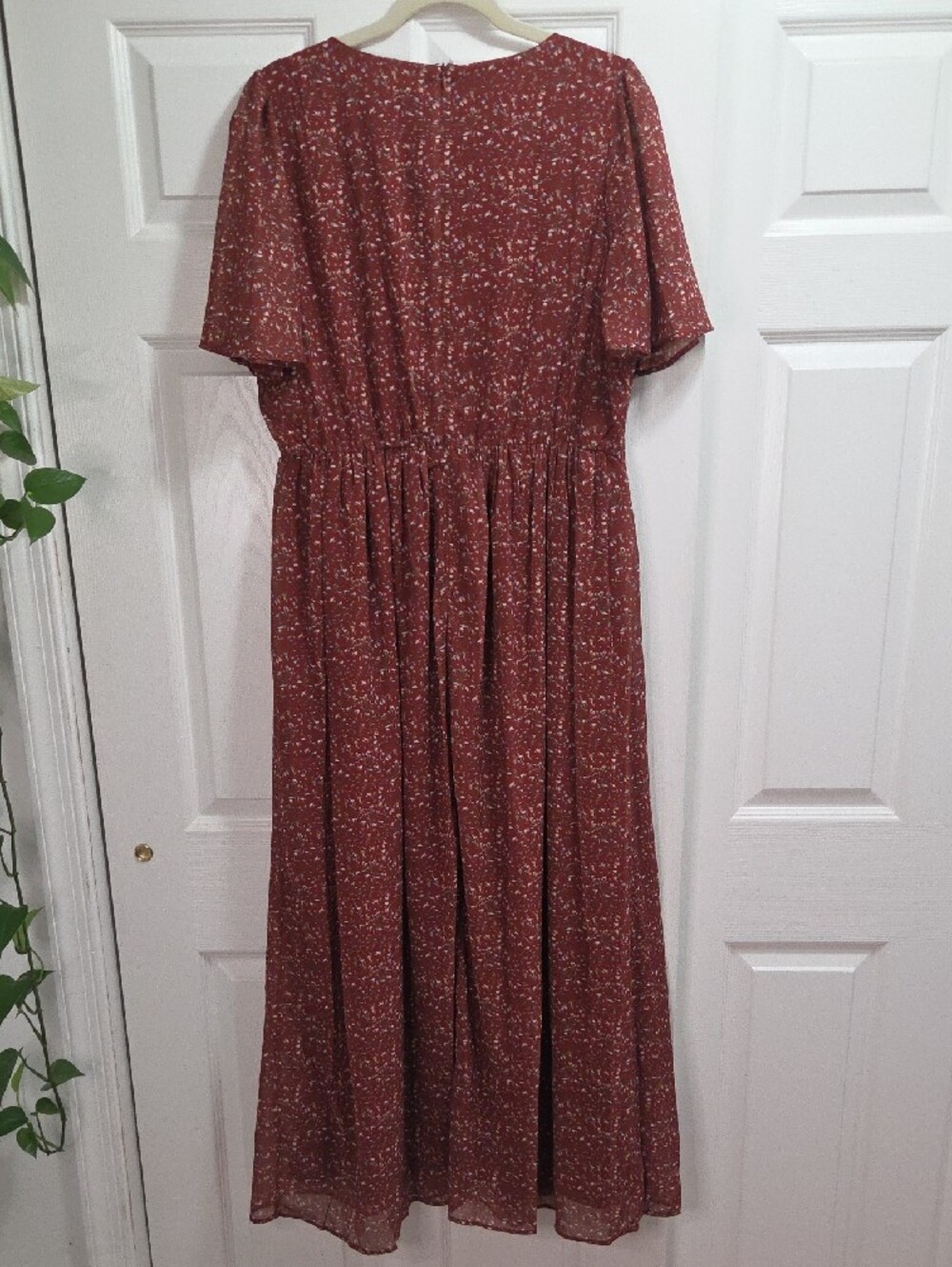 The Main Street Exchange Ivonne Floral Maxi Dress - Picture 6 of 7